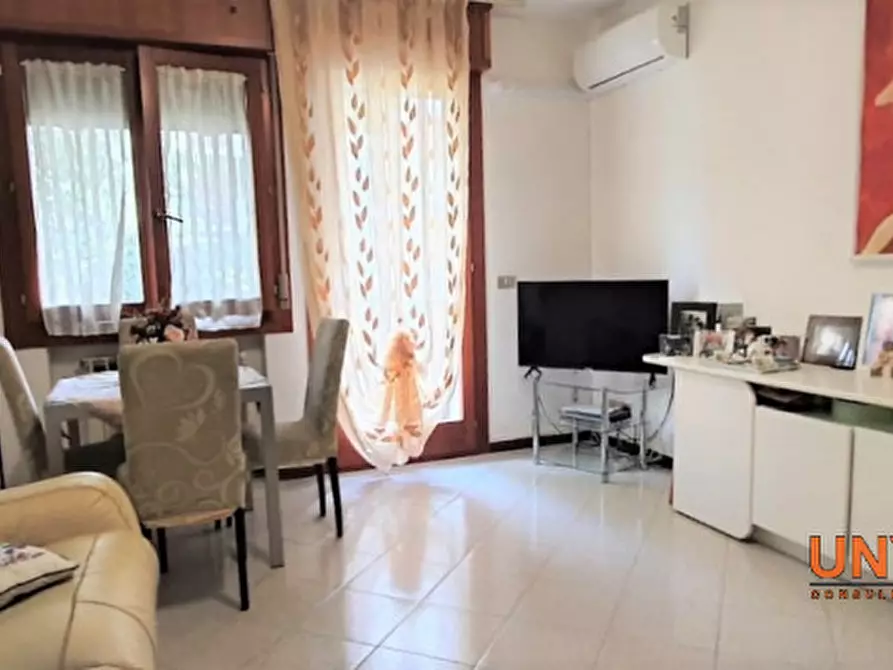 Immagine 1 di Appartamento in vendita  a Selvazzano Dentro