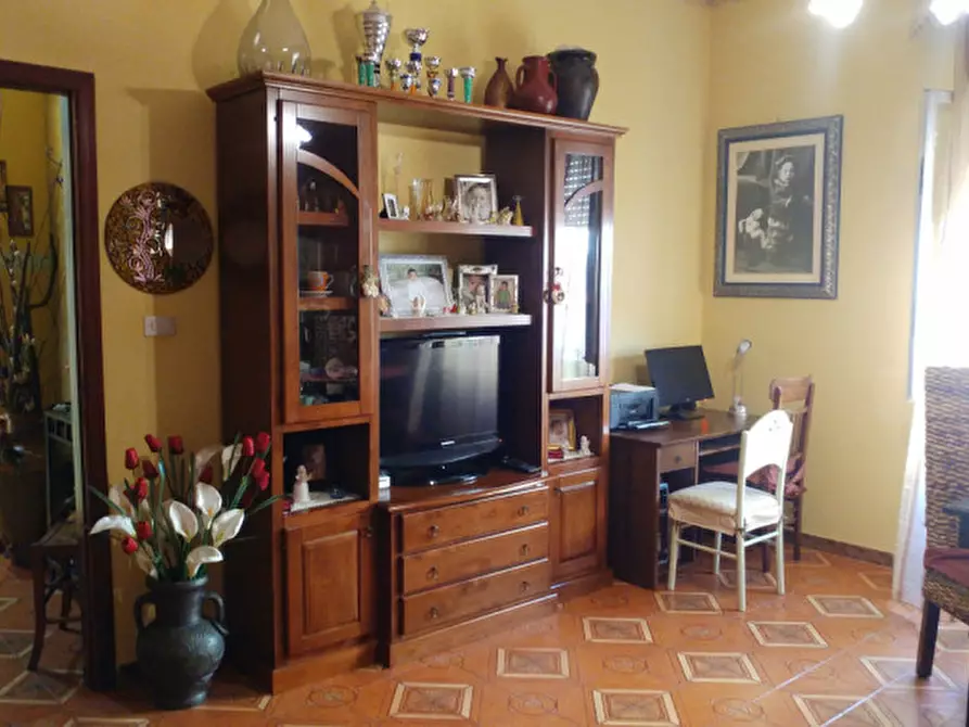 Immagine 3 di Appartamento in vendita  in via palmara a Milazzo