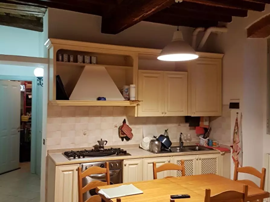 Immagine 2 di Appartamento in vendita  in via cennano a Montevarchi