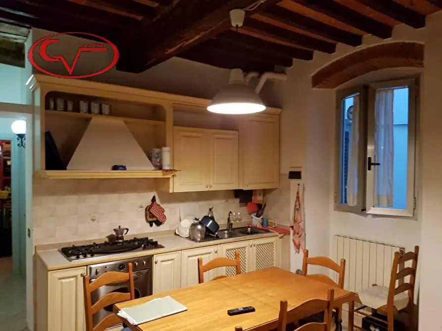 Immagine 3 di Appartamento in vendita  in via cennano a Montevarchi