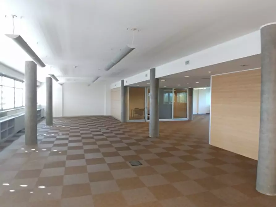 Immagine 3 di Ufficio in affitto  in VIA MIRAMARE a Milano