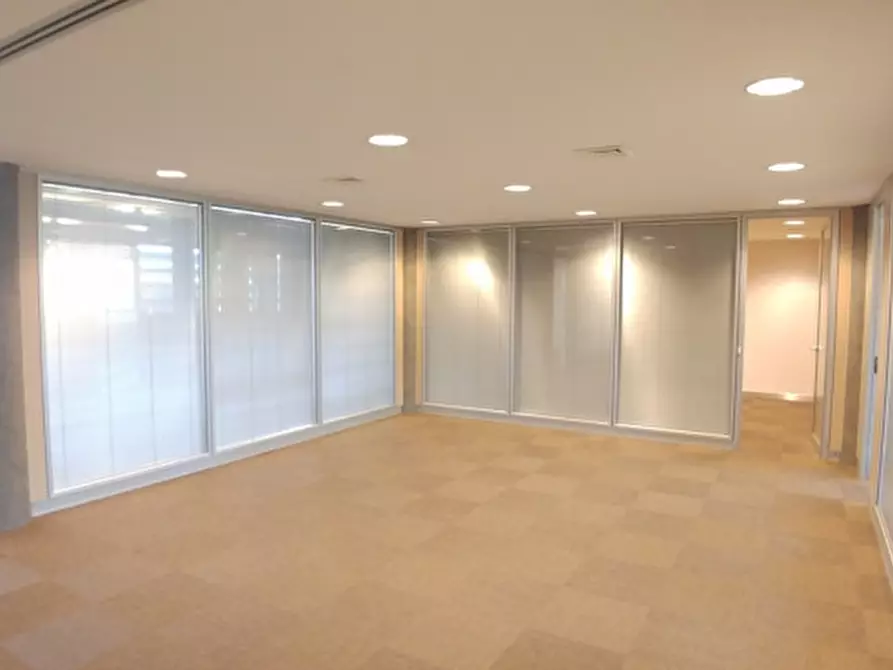 Immagine 13 di Ufficio in affitto  in VIA MIRAMARE a Milano