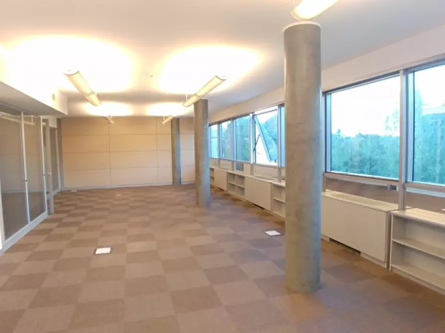 Immagine 18 di Ufficio in affitto  in VIA MIRAMARE a Milano