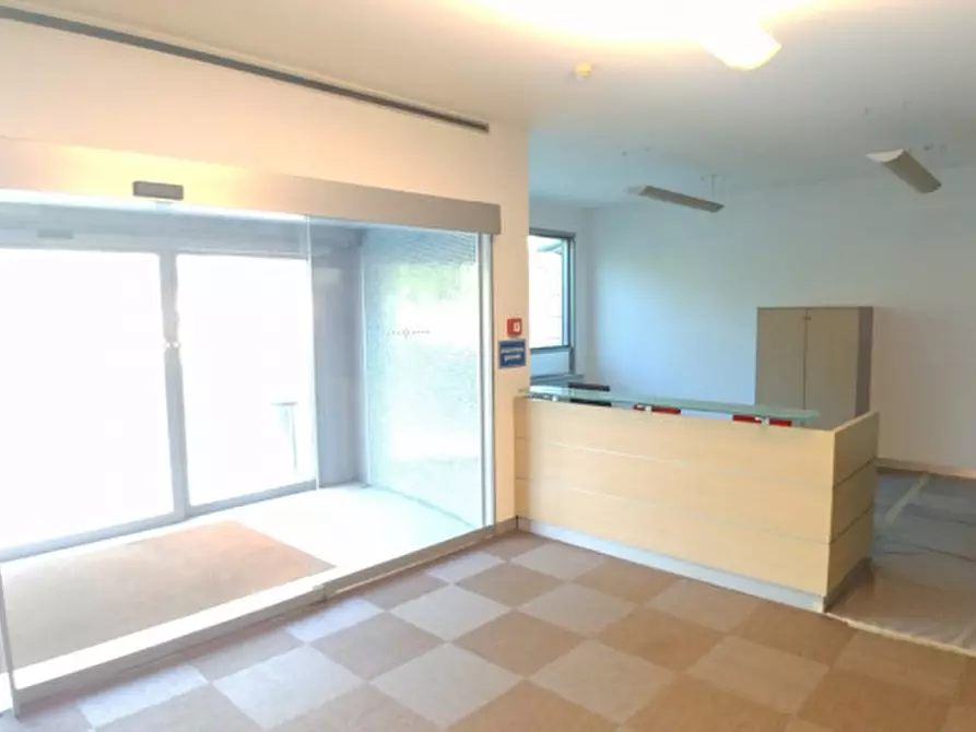 Immagine 19 di Ufficio in affitto  in VIA MIRAMARE a Milano