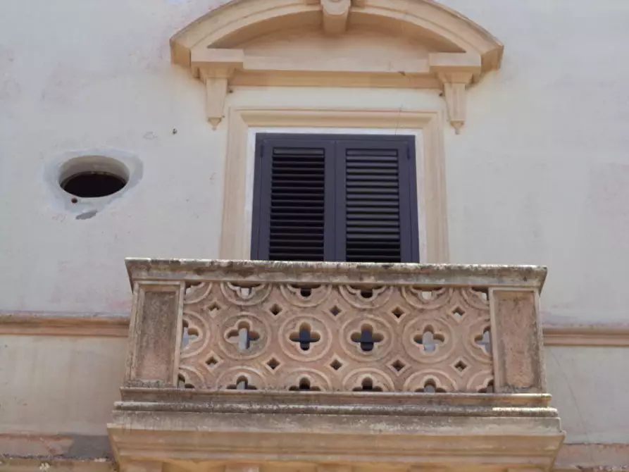 Immagine 2 di Bed & Breakfast in vendita  a Sannicola