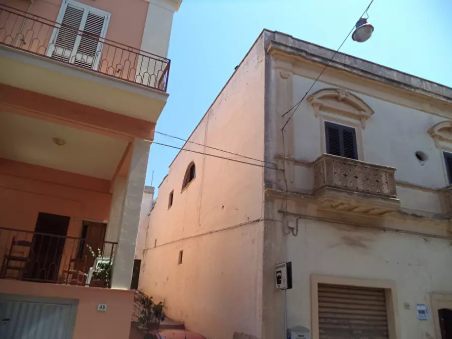 Immagine 25 di Bed & Breakfast in vendita  a Sannicola