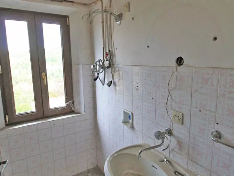 Immagine 15 di Rustico / casale in vendita  in farnetella a Sinalunga