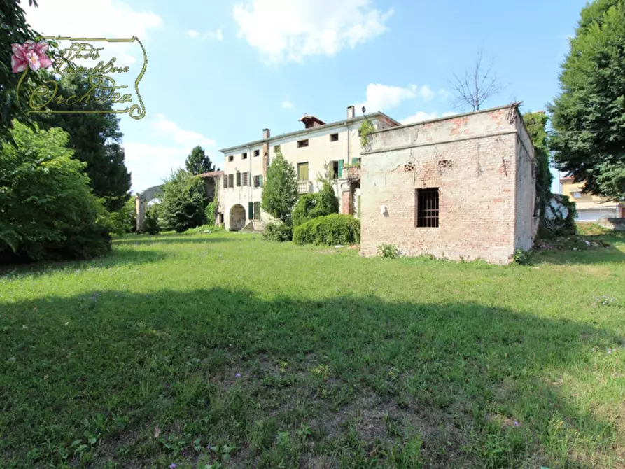 Immagine 1 di Villa in vendita  in Via della provvidenza a Rubano