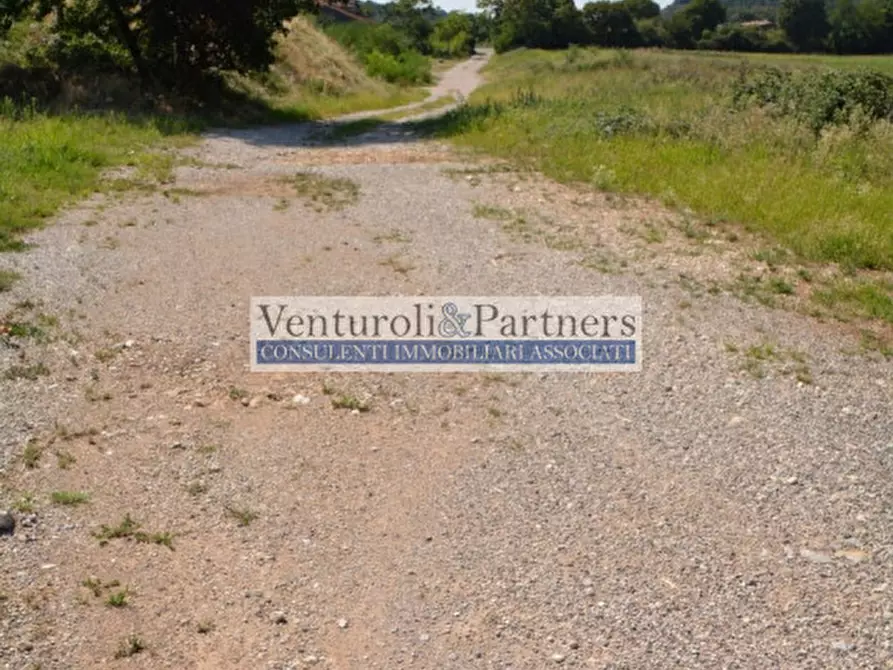 Immagine 15 di Terreno in vendita  in via pergola a Soiano Del Lago