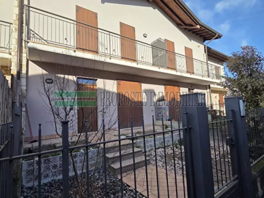 Immagine 2 di Villetta a schiera in vendita  in Via Sersane a Ome
