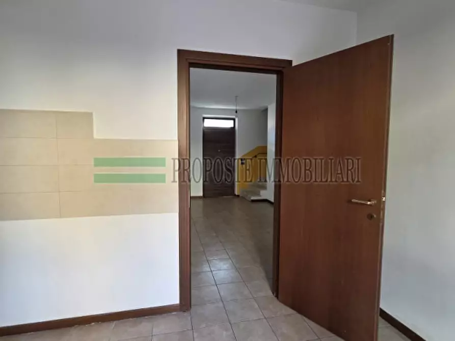 Immagine 8 di Villetta a schiera in vendita  in Via Sersane a Ome