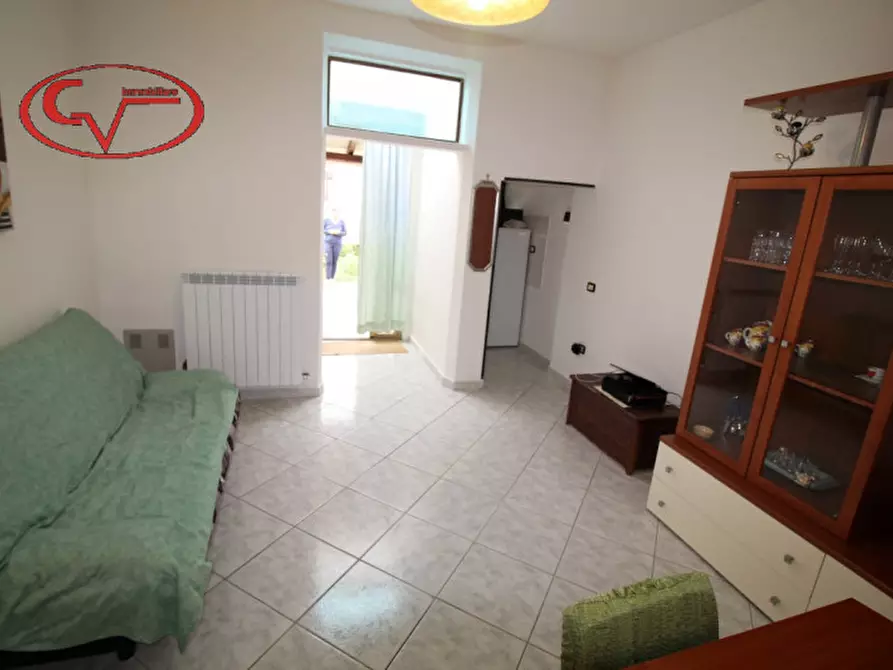 Immagine 5 di Appartamento in vendita  in via Burzagli a Montevarchi