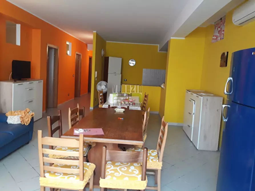 Immagine 4 di Villa in vendita  in Viale Aldo Moro a Avola