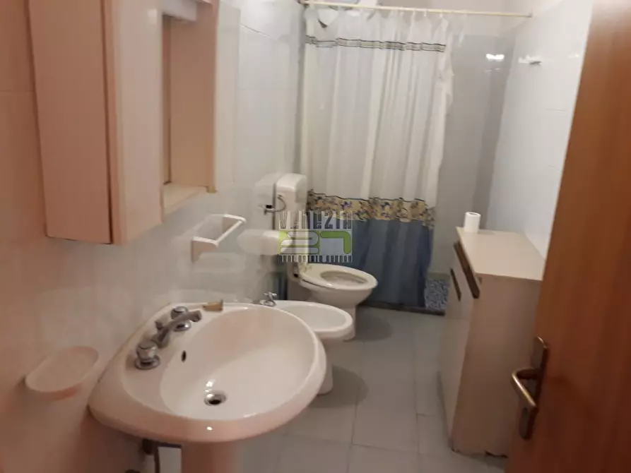 Immagine 18 di Villa in vendita  in Viale Aldo Moro a Avola