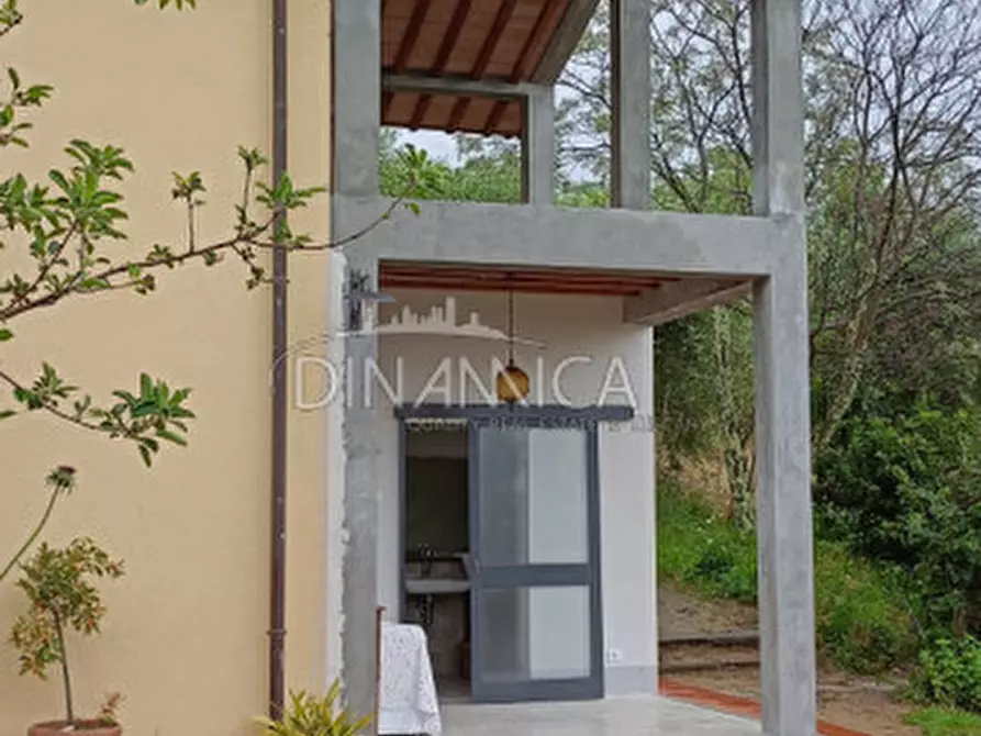 Immagine 43 di Rustico / casale in vendita  a Montecatini Terme