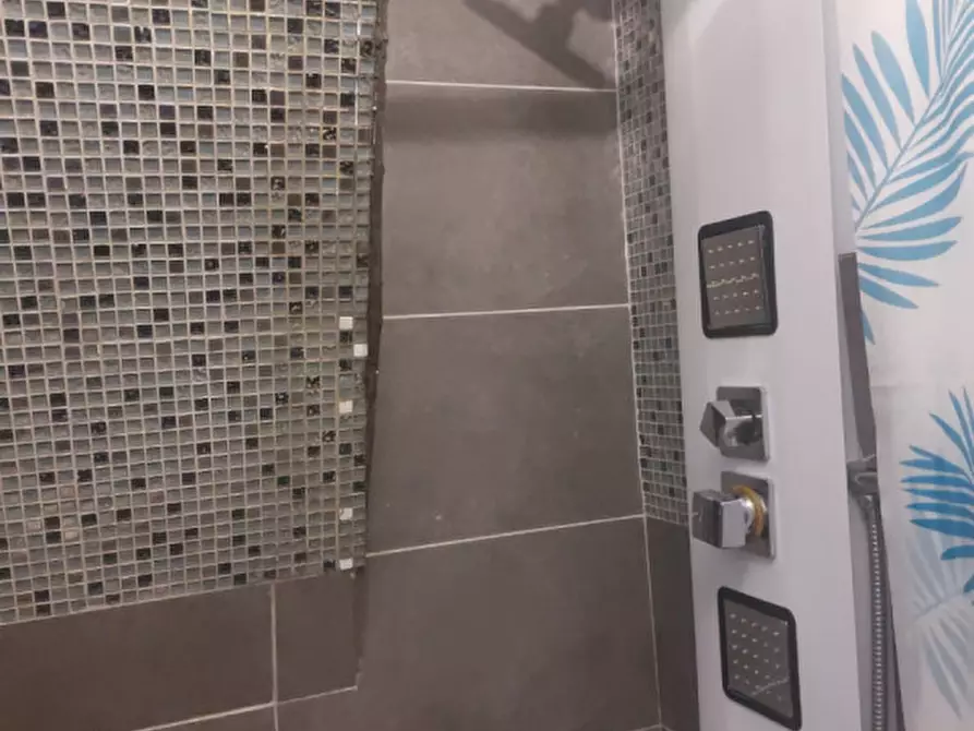 Immagine 6 di Appartamento in affitto  in Via Calata San Marco 18 a Napoli