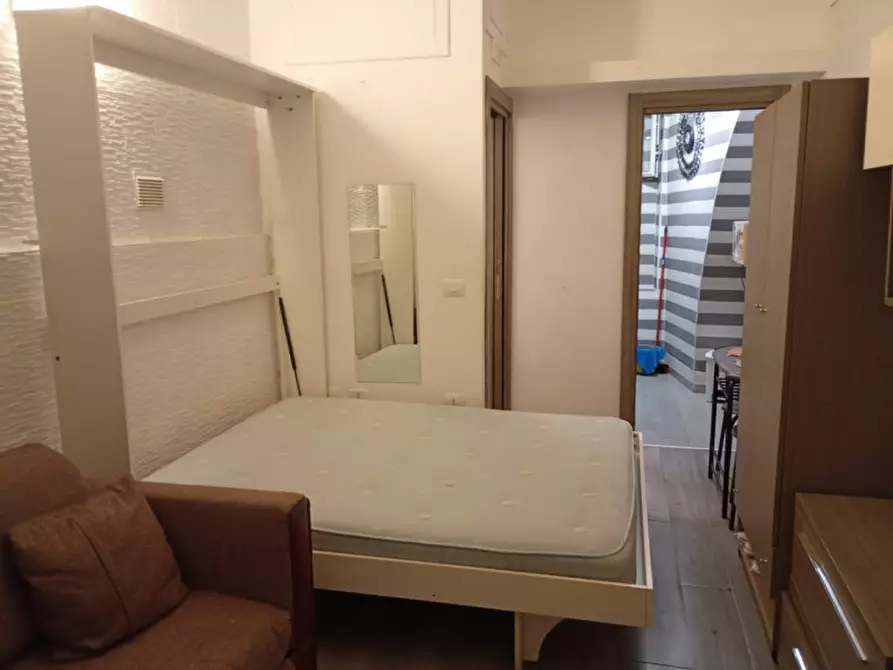 Immagine 15 di Appartamento in affitto  in Via Calata San Marco 18 a Napoli