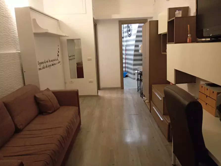 Immagine 26 di Appartamento in affitto  in Via Calata San Marco 18 a Napoli