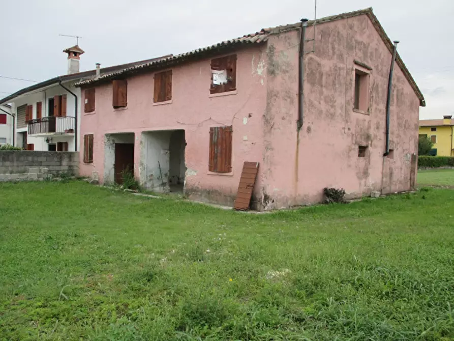 Immagine 1 di Rustico / casale in vendita  a San Zenone Degli Ezzelini