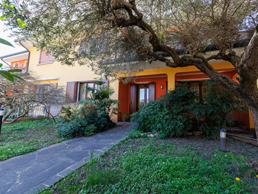 Immagine 35 di Casa bifamiliare in vendita  a Galzignano Terme