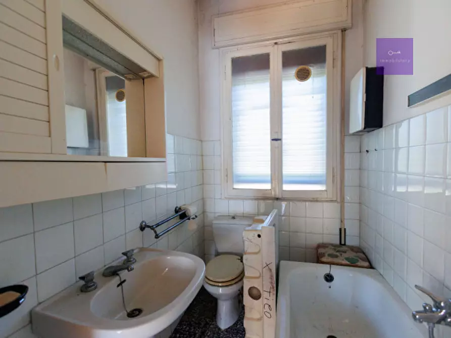 Immagine 29 di Casa indipendente in vendita  a Battaglia Terme