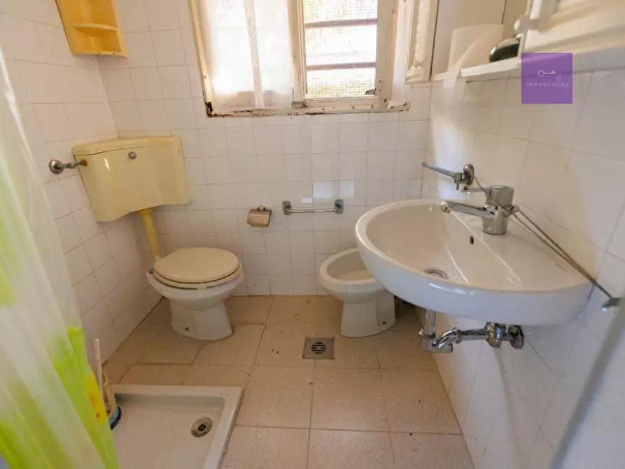 Immagine 36 di Casa indipendente in vendita  a Battaglia Terme