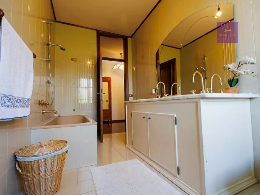 Immagine 26 di Villa in vendita  a Galzignano Terme