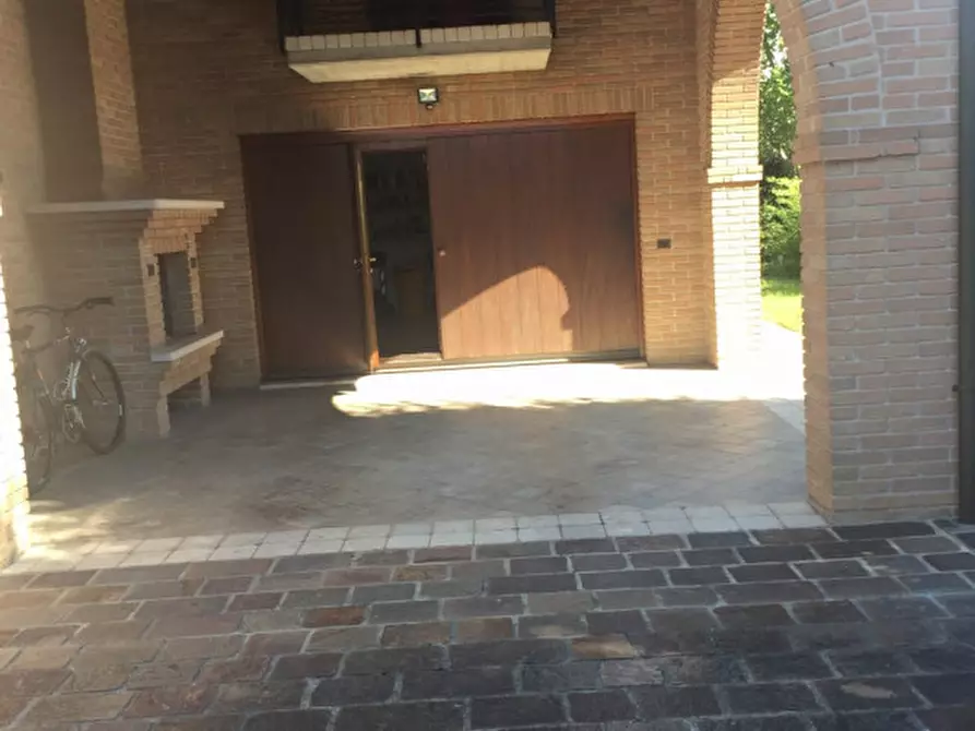 Immagine 20 di Villa in vendita  in massanzago a Massanzago