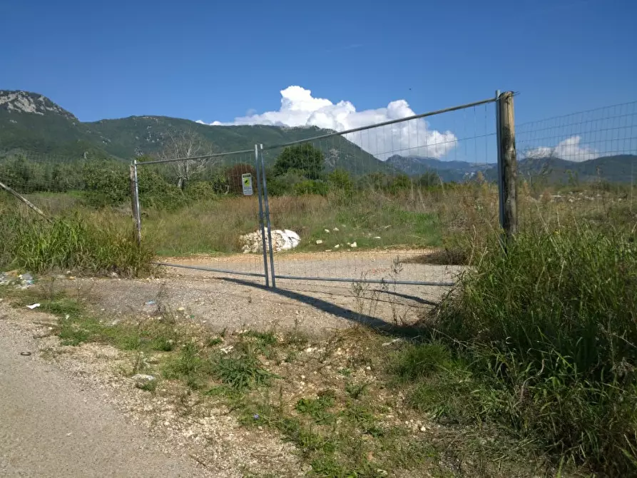 Immagine 4 di Terreno in vendita  in contrada Cappella a Campagna