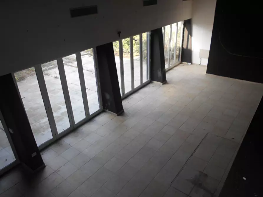 Immagine 8 di Attività commerciale in vendita  in via pietro bosso a Villanova Monferrato