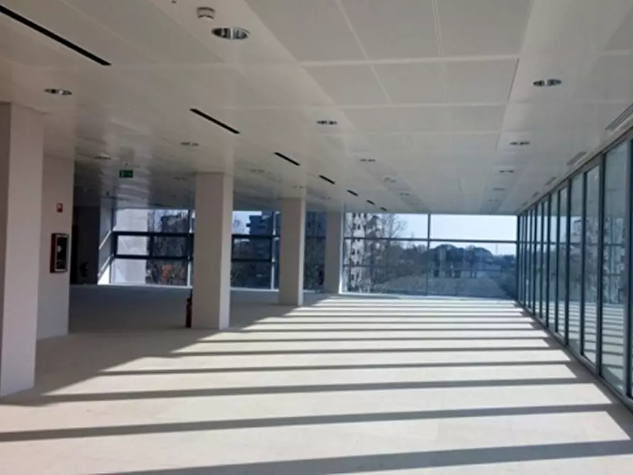 Immagine 6 di Ufficio in affitto  in VIA MONDADORI a Segrate