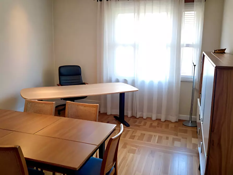 Immagine 2 di Ufficio in affitto  in Via Alessandro Volta a Castelfranco Veneto