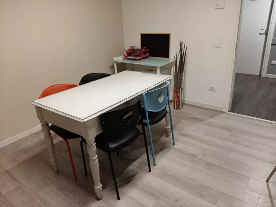 Immagine 7 di Ufficio in affitto  in Via Alessandro Volta a Castelfranco Veneto