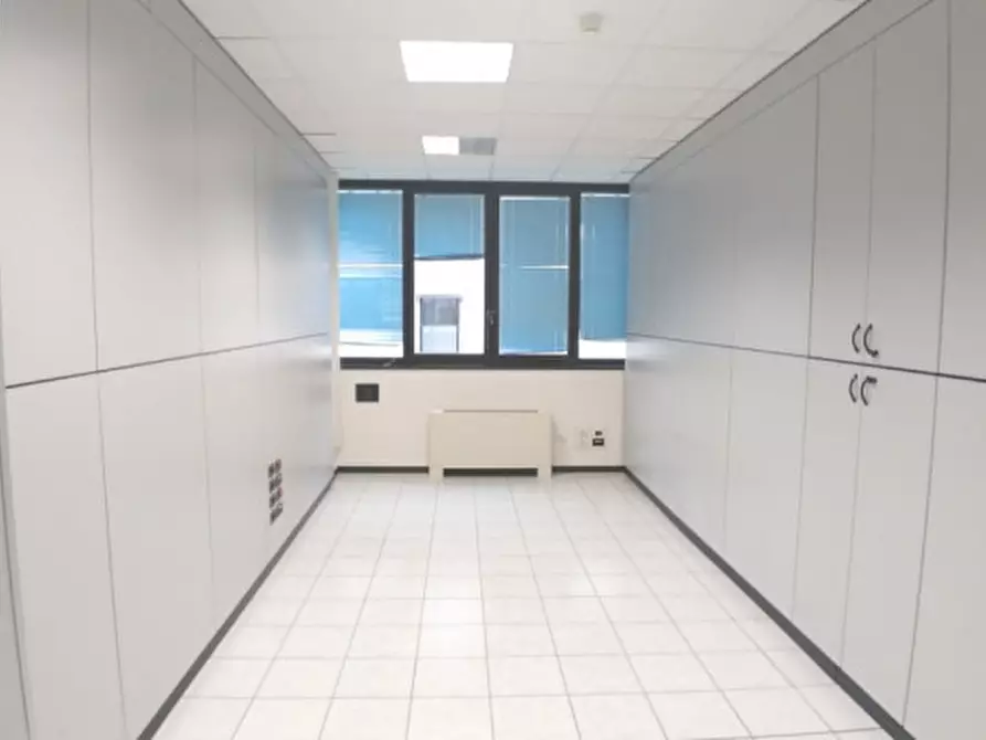 Immagine 5 di Ufficio in affitto  in VIA BURONA a Vimodrone