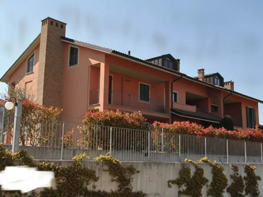 Immagine 2 di Appartamento in vendita  a Castellinaldo