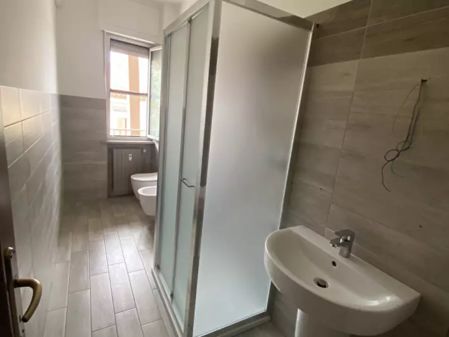 Immagine 14 di Appartamento in affitto  in Via Vittorio Alfieri a Alba