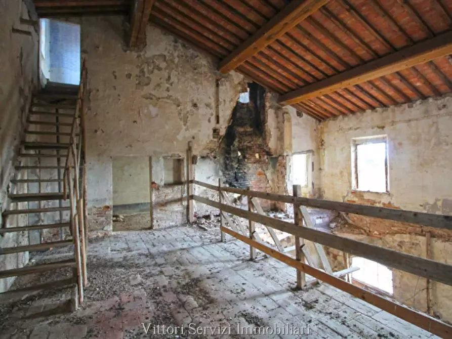 Immagine 13 di Rustico / casale in vendita  in via del progresso a Sinalunga