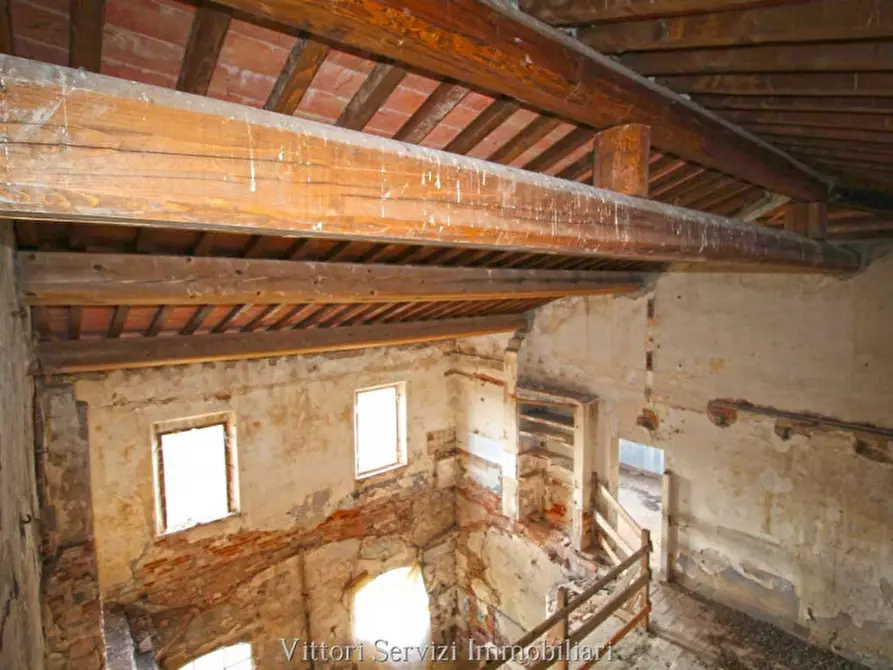 Immagine 15 di Rustico / casale in vendita  in via del progresso a Sinalunga