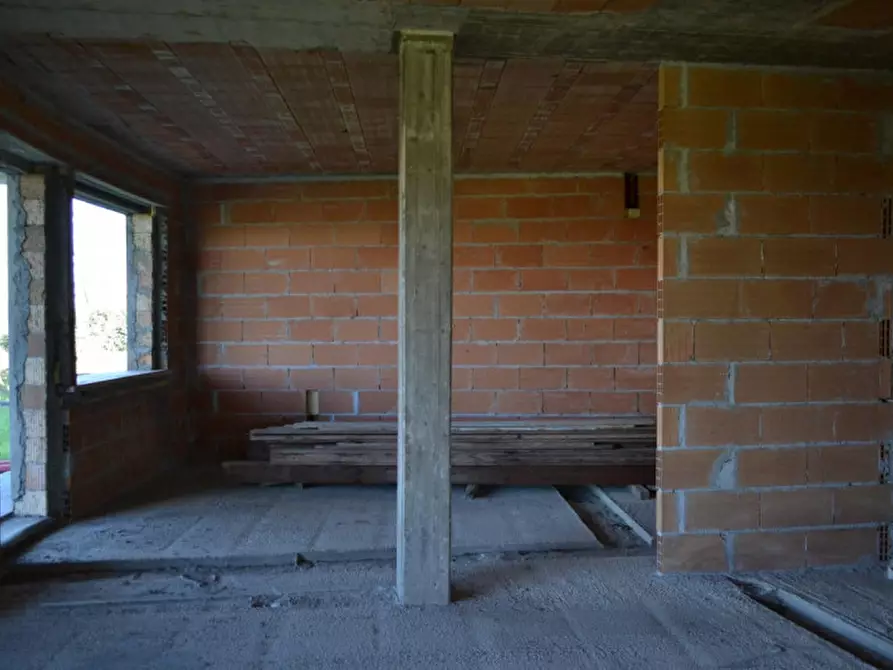 Immagine 6 di Villa in vendita  a Cesena