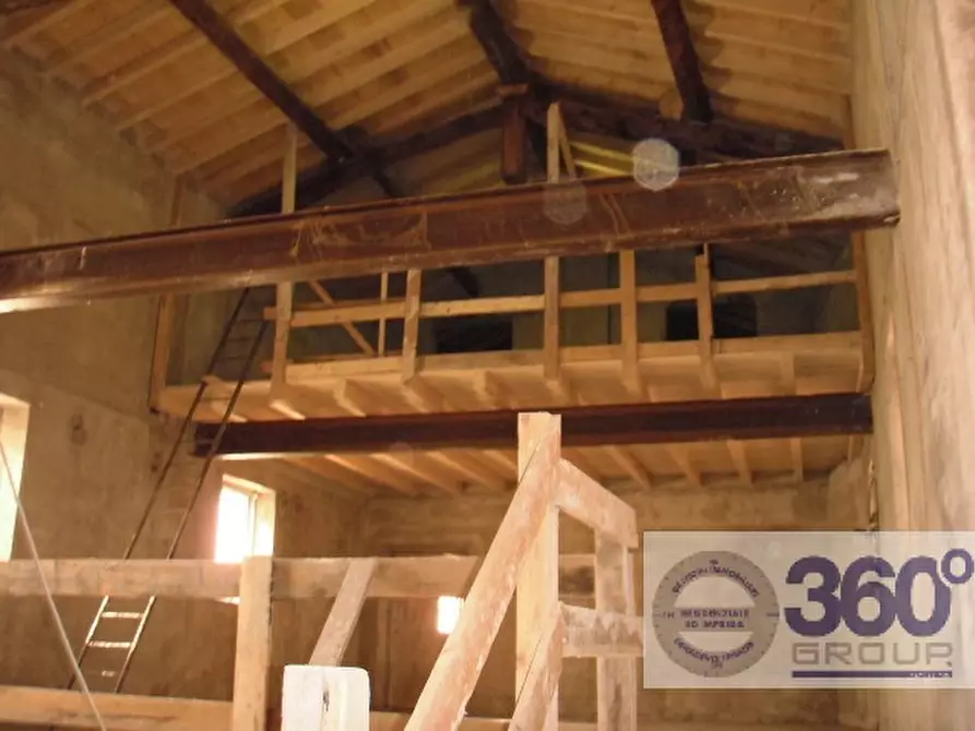 Immagine 11 di Rustico / casale in vendita  in via mulino di mezzo a Montichiari