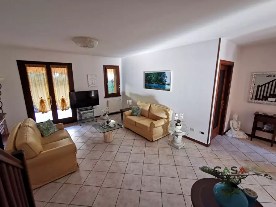 Immagine 2 di Villetta a schiera in vendita  in Via del Monè a Cordenons