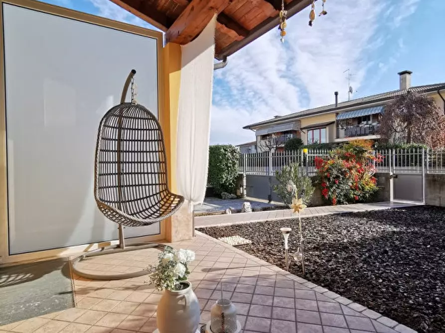 Immagine 9 di Villetta a schiera in vendita  in Via del Monè a Cordenons