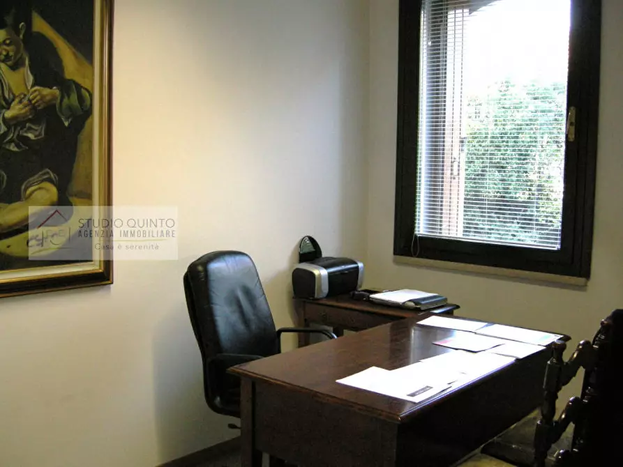 Immagine 4 di Negozio in vendita  a Quinto Di Treviso