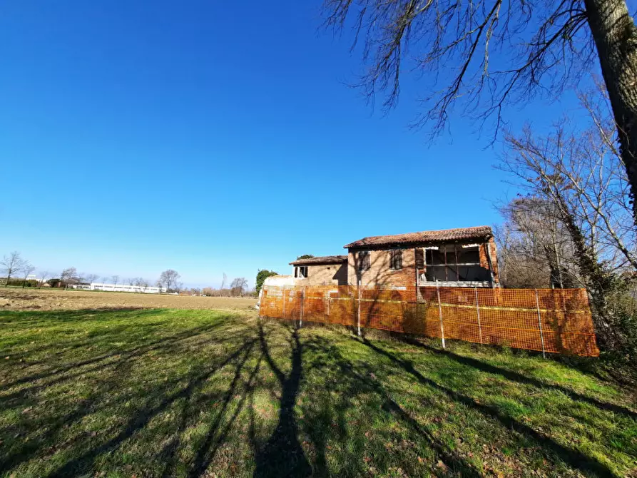Immagine 6 di Rustico / casale in vendita  in PESEGGIA a Scorzè