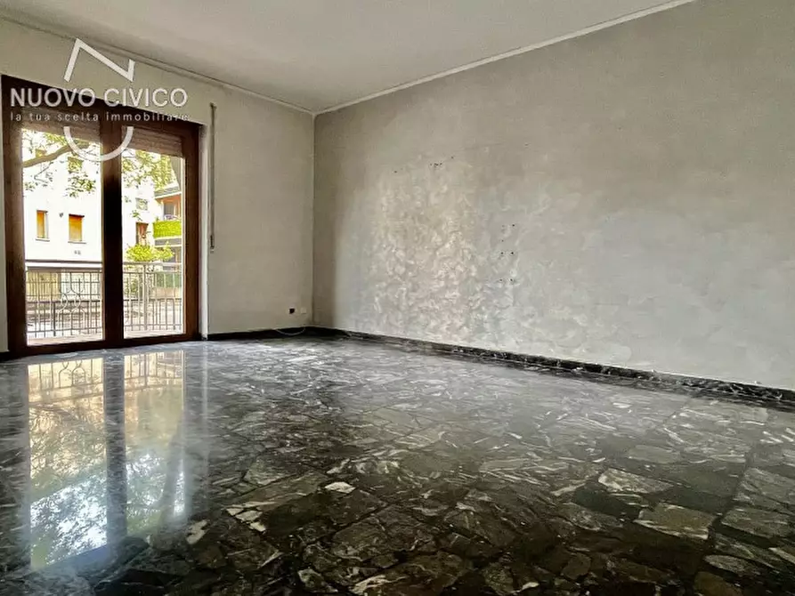 Immagine 1 di Appartamento in vendita  in Via Cernisone a Verona