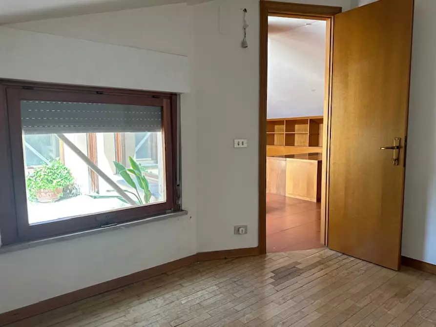 Immagine 41 di Appartamento in vendita  in Via Beatrice a Perugia