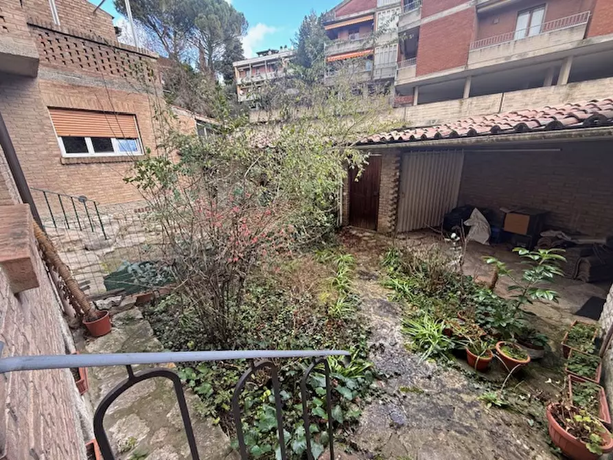 Immagine 39 di Villetta a schiera in vendita  in Via Beatrice a Perugia