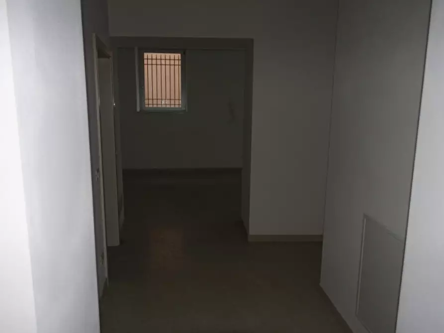 Immagine 7 di Ufficio in vendita  in Mezzolombardo Via Roma a Mezzolombardo