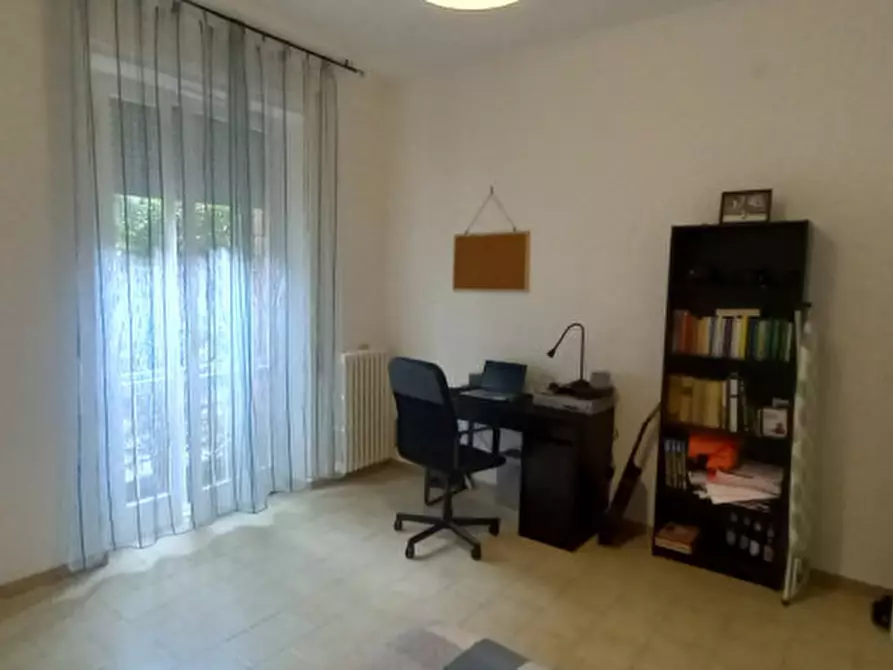 Immagine 7 di Camera in affitto  in Via Beatrice a Perugia