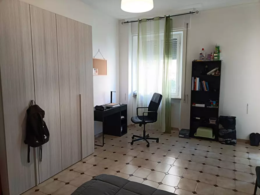 Immagine 9 di Camera in affitto  in Via Beatrice a Perugia